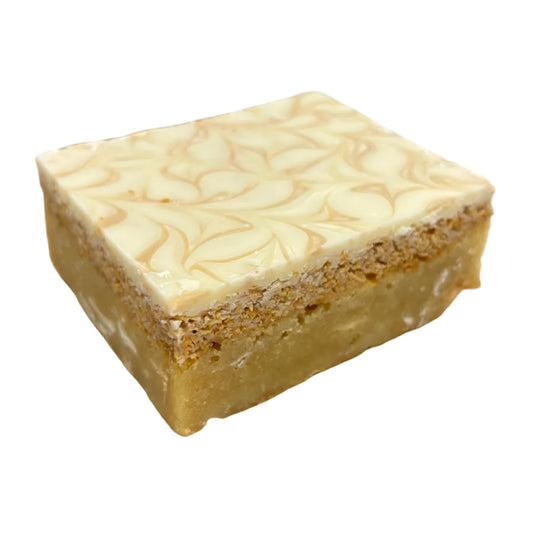 Hazelnut Kunafa Blondie